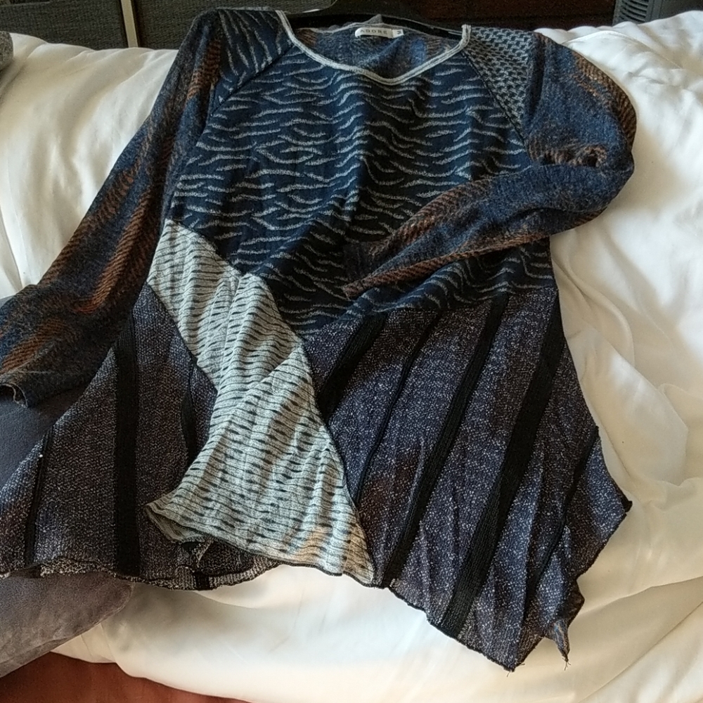 Adore Asymmetric Pattern Block Tunic - image 5